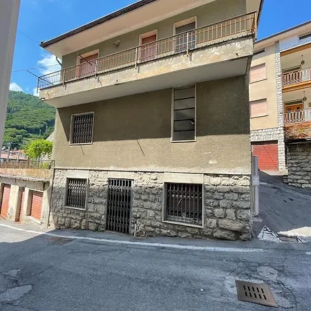 Casa 別荘 Parzanica
